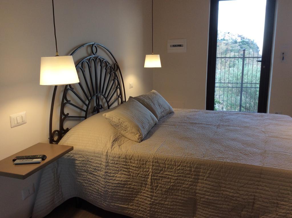 Maison d'hôtes Casale Di Caterina à Taormine Chambre photo